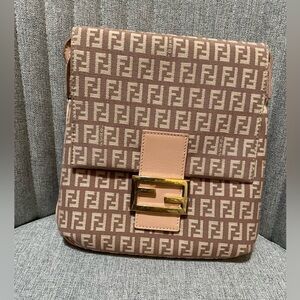 FENDI Zucchino Vitello Tube Messenger Bag in nude pink